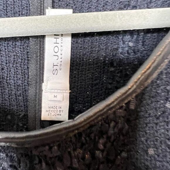 St. John Womens Black Knit Textured Sleeveless Back Zip Blouse Top Size Medium - Picture 4 of 8